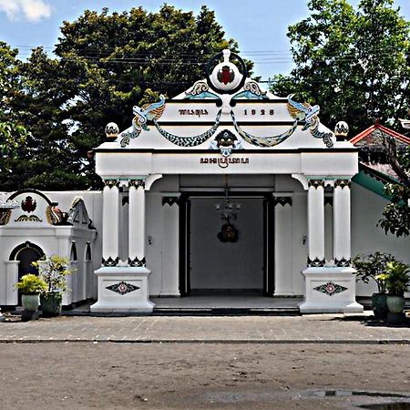 Mitra Hotel Yogyakarta Kültér fotó