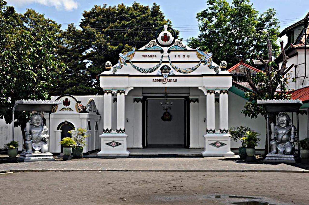 Mitra Hotel Yogyakarta Kültér fotó