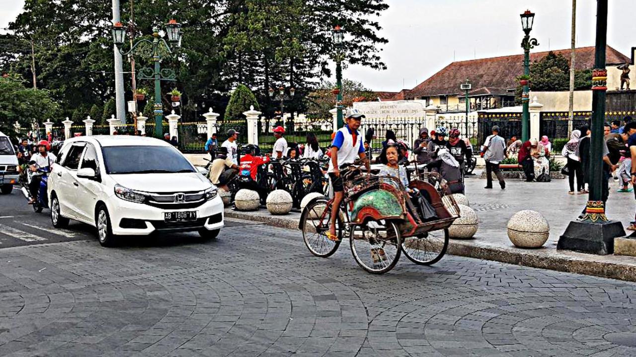 Mitra Hotel Yogyakarta Kültér fotó